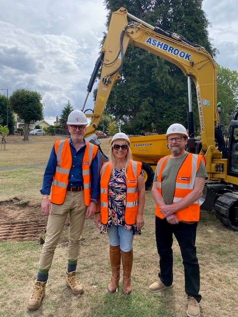 Picture shows Dan Redmond McPhillips, Councillor Tracey Onslow, John Davis Friends of Brinton Park